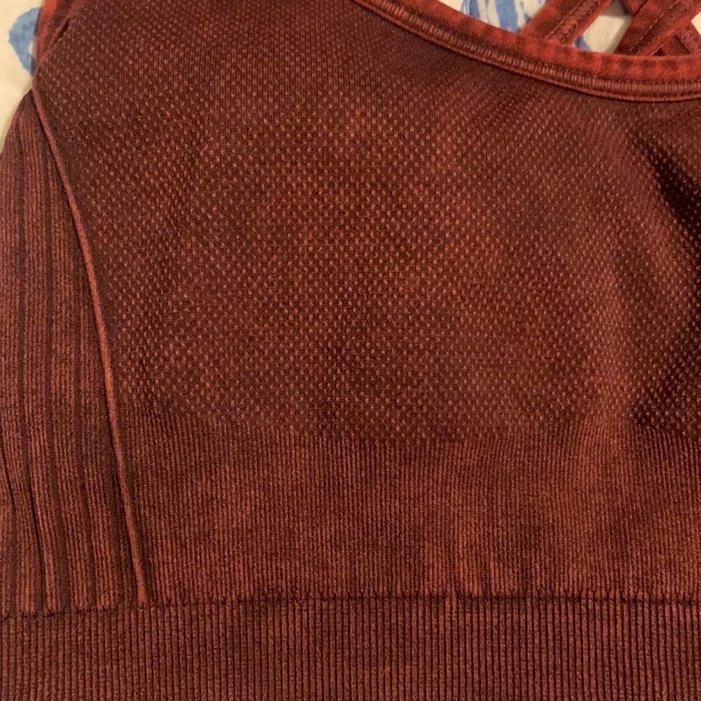 New NUX Levitate Yoga Sports Bra View 2